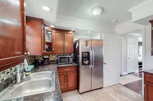 3211 Bertrand Ave, Dallas, TX 75215 - Photo 19