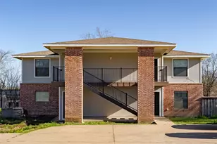 852 W Vanderbilt, Stephenville, TX 76401 - Photo 3