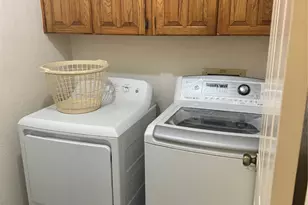 901 Freestone Ct, Arlington, TX 76017 - Photo 15