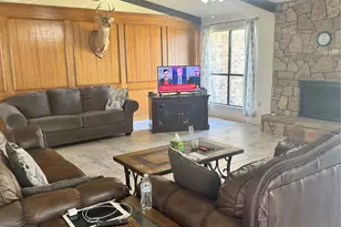 901 Freestone Ct, Arlington, TX 76017 - Photo 5