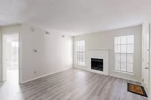 9520 Royal Ln, Dallas, TX 75243 - Photo 5