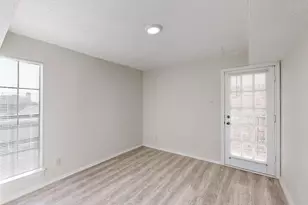 9520 Royal Ln, Dallas, TX 75243 - Photo 9