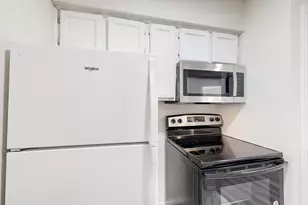 9520 Royal Ln, Dallas, TX 75243 - Photo 7