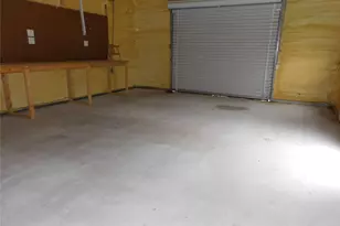 307 NE 5th St, Hubbard, TX 76648 - Photo 31