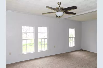 307 NE 5th Street, Hubbard, TX 76648 - Photo 15