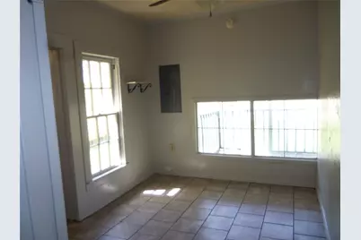 307 NE 5th Street, Hubbard, TX 76648 - Photo 25