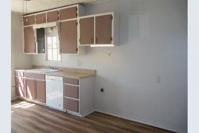 307 NE 5th Street, Hubbard, TX 76648 - Photo 11