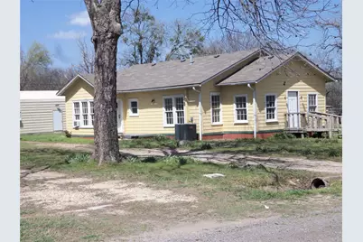 307 NE 5th Street, Hubbard, TX 76648 - Photo 9