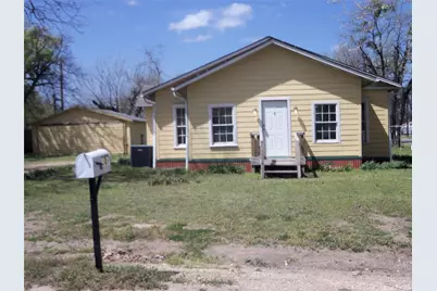 307 NE 5th Street, Hubbard, TX 76648 - Photo 1