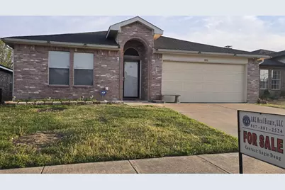 808 Wilmor Court, Arlington, TX 76018 - Photo 1