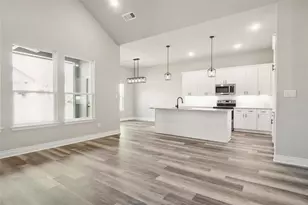 2302 Navasota St, Granbury, TX 76048 - Photo 5