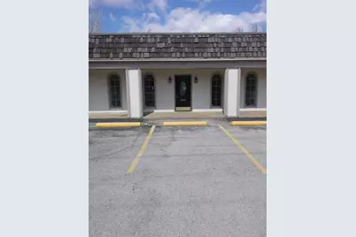 623 E Dallas Road, Grapevine, TX 76051 - Photo 1