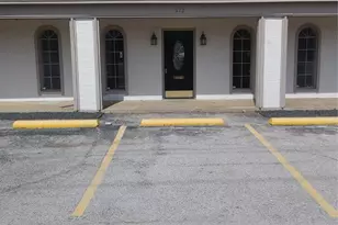 623 E Dallas Rd, Grapevine, TX 76051 - Photo 1