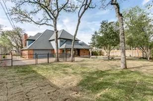 1213 Briar Dr, Bedford, TX 76022 - Photo 21