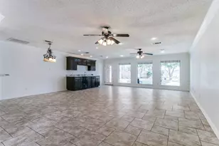 1213 Briar Dr, Bedford, TX 76022 - Photo 9