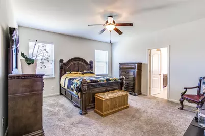 526 Meadow Springs Drive, Glenn Heights, TX 75154 - Photo 7