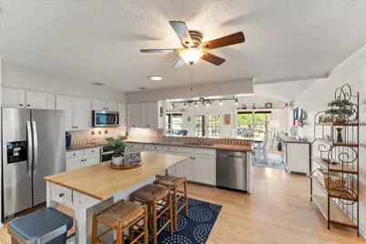 112 Henderson Harbor Circle, Payne Springs, TX 75156 - Photo 13