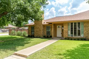 5201 Ledgestone Dr, Fort Worth, TX 76132 - Photo 1