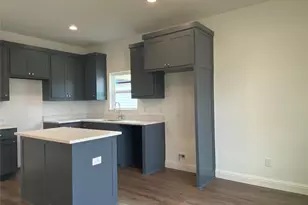 123 E 13th Ave, Corsicana, TX 75110 - Photo 5