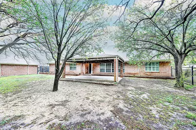 813 Woodland Trail N, Bowie, TX 76230 - Photo 37