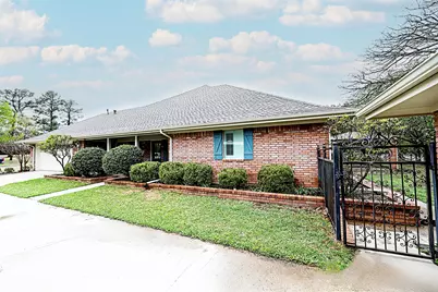 813 Woodland Trail N, Bowie, TX 76230 - Photo 7