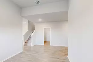 14049 Ladbroke St, Pilot Point, TX 76258 - Photo 13