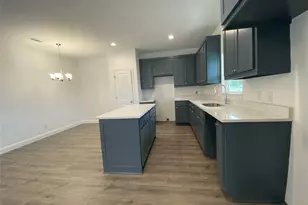 119 E 13th Ave, Corsicana, TX 75110 - Photo 3