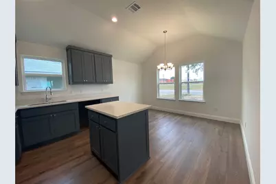 115 E 13th Avenue, Corsicana, TX 75110 - Photo 5