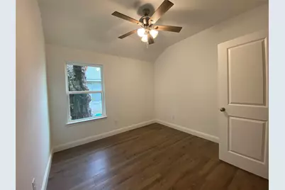 115 E 13th Avenue, Corsicana, TX 75110 - Photo 9