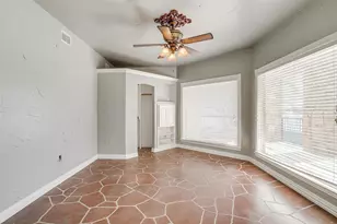 5010 Comanche Vista Ct, De Cordova, TX 76049 - Photo 33