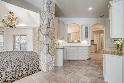 5010 Comanche Vista Court, De Cordova, TX 76049 - Photo 15