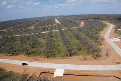 2013 Skylane Drive #Dr., Granbury, TX 76049 - Photo 5