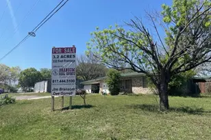 604 Goshen Rd, Springtown, TX 76082 - Photo 1