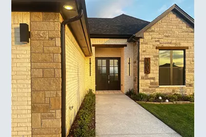 1805 Sudbury Drive, Cleburne, TX 76033 - Photo 5