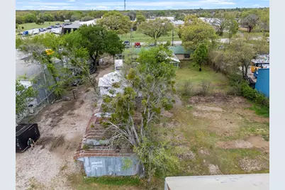 303 W Simonds Road, Seagoville, TX 75159 - Photo 17