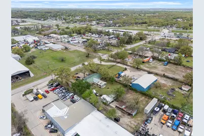 303 W Simonds Road, Seagoville, TX 75159 - Photo 9