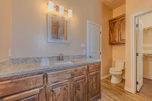 3024 Red Oak Dr, Granbury, TX 76048 - Photo 25