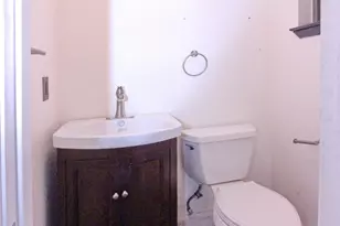 647 Monssen Dr, Dallas, TX 75224 - Photo 17