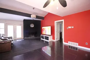 647 Monssen Dr, Dallas, TX 75224 - Photo 3