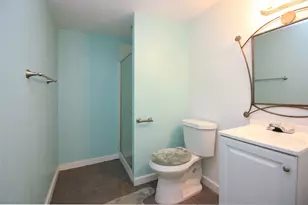 647 Monssen Dr, Dallas, TX 75224 - Photo 23