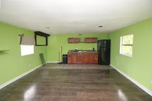 647 Monssen Dr, Dallas, TX 75224 - Photo 21