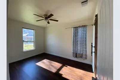 3912 Avant Street, Dallas, TX 75215 - Photo 9