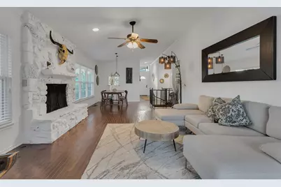 4901 Fairway Court, De Cordova, TX 76049 - Photo 5