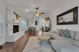 4901 Fairway Ct, De Cordova, TX 76049 - Photo 5