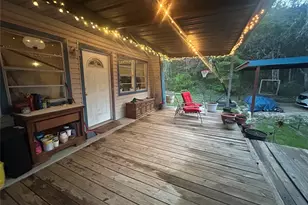 1015 Comanche Cove Dr, Granbury, TX 76048 - Photo 3