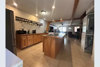 1015 Comanche Cove Drive, Granbury, TX 76048 - Photo 13