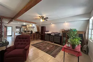 1015 Comanche Cove Dr, Granbury, TX 76048 - Photo 19