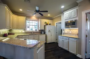 14604 SE County Rd 2370, Streetman, TX 75859 - Photo 23