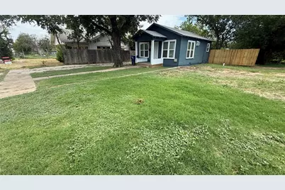 1625 Brady Avenue, Brownwood, TX 76801 - Photo 13