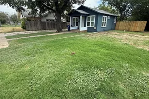 1625 Brady Ave, Brownwood, TX 76801 - Photo 13